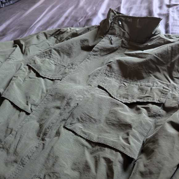 Gap Light Jacket - Picture 5 of 5